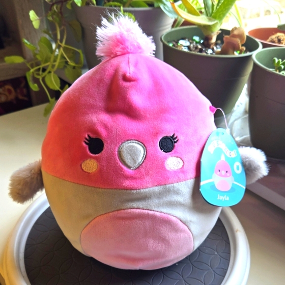 Squishmallows - Jayla the Galah Cockatoo Bird Plush - Picture 1 of 4